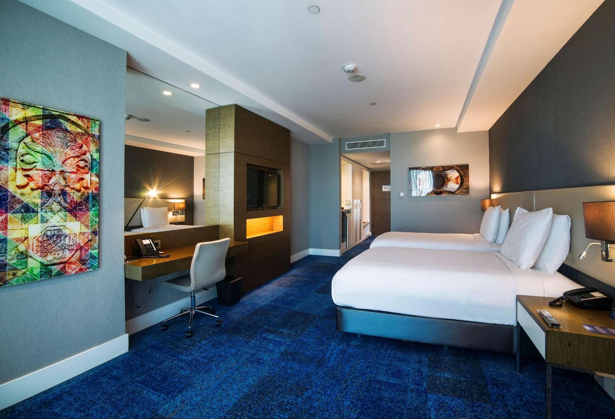 Radisson Blu Hotel, Отель