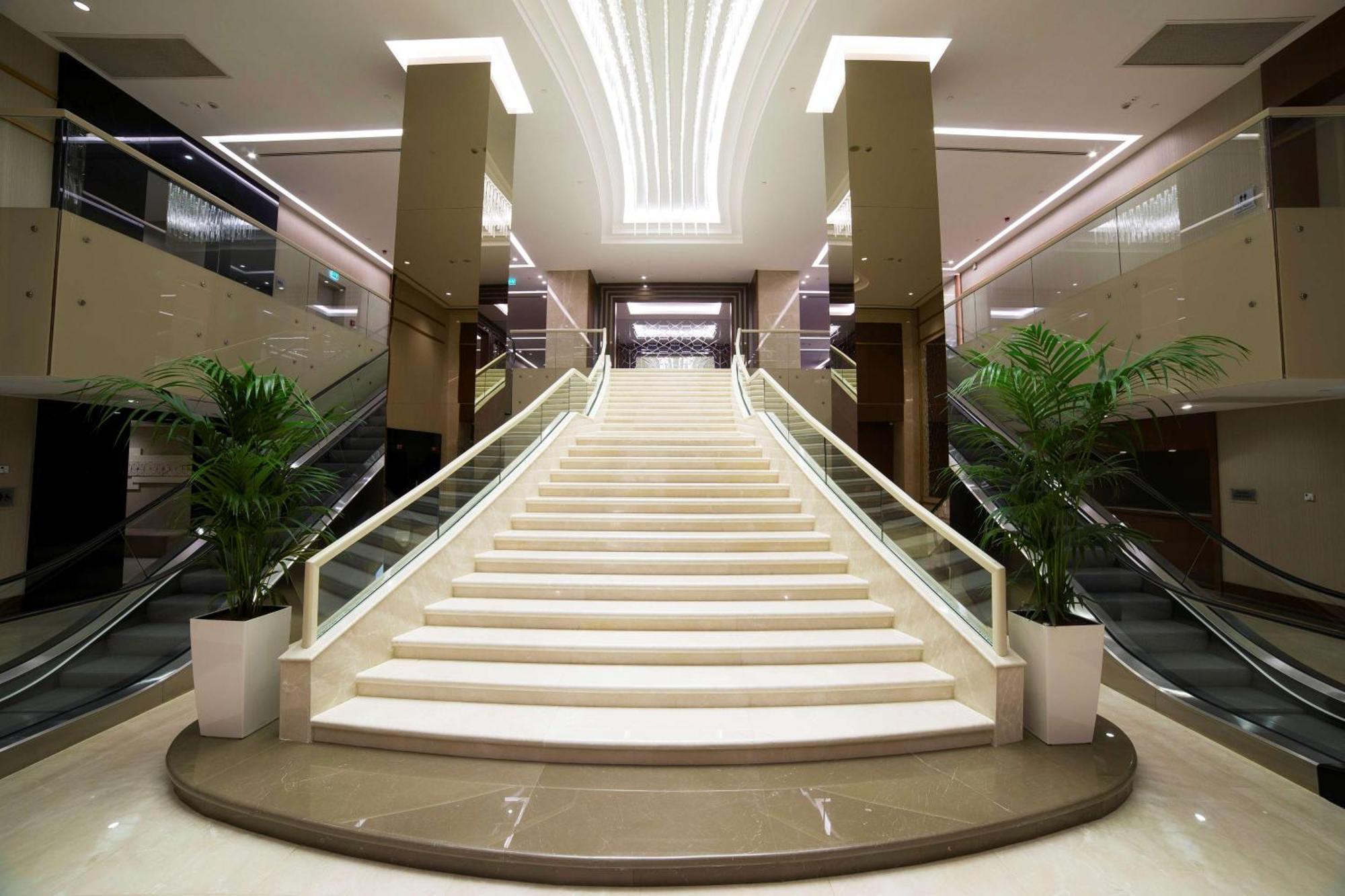 Отель Radisson Blu Hotel,