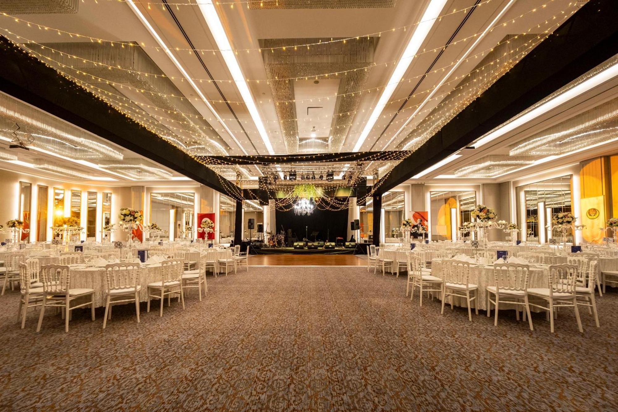 Hotel Radisson Blu Hotel, 5*