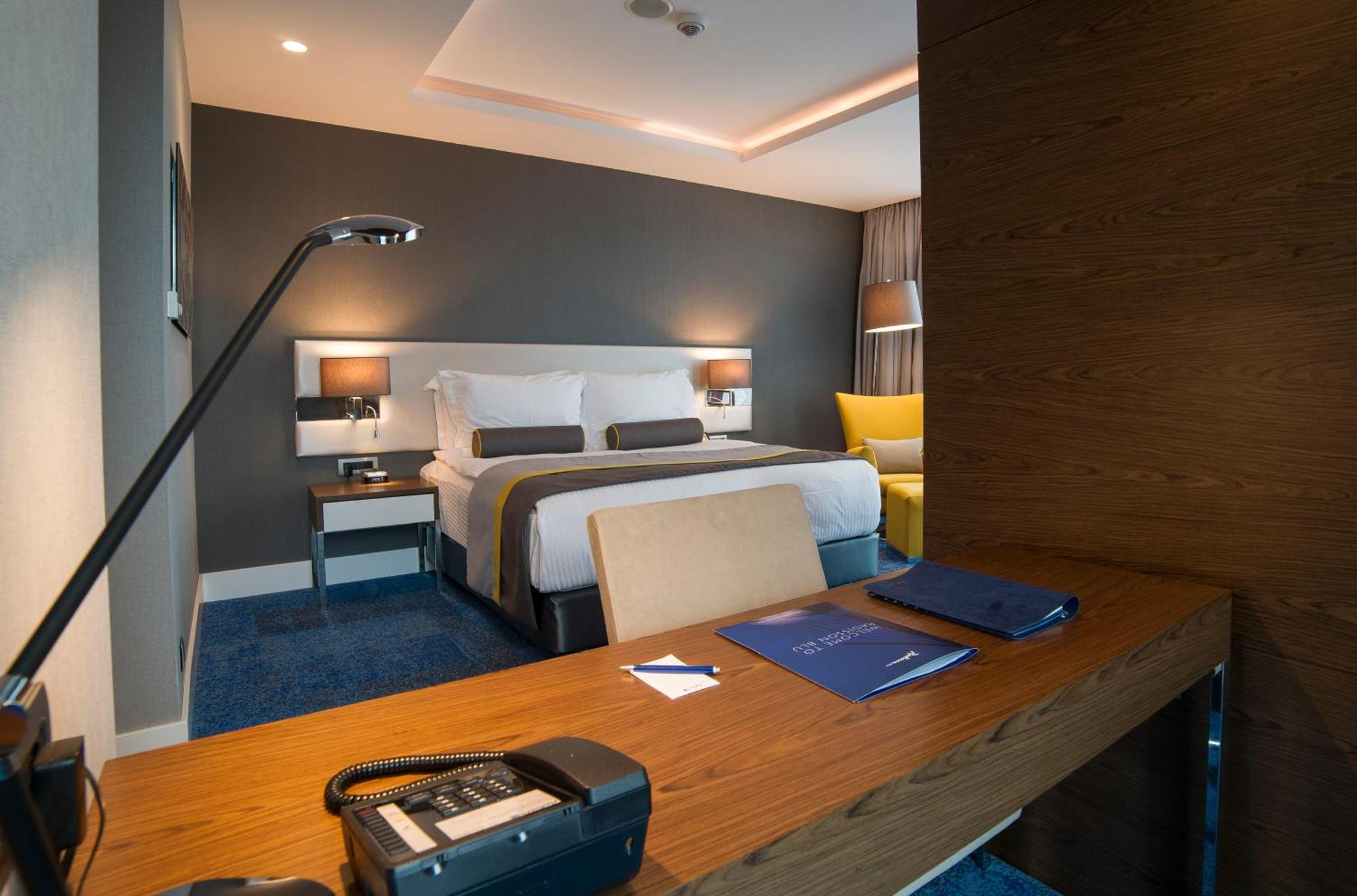 Radisson Blu Hotel,